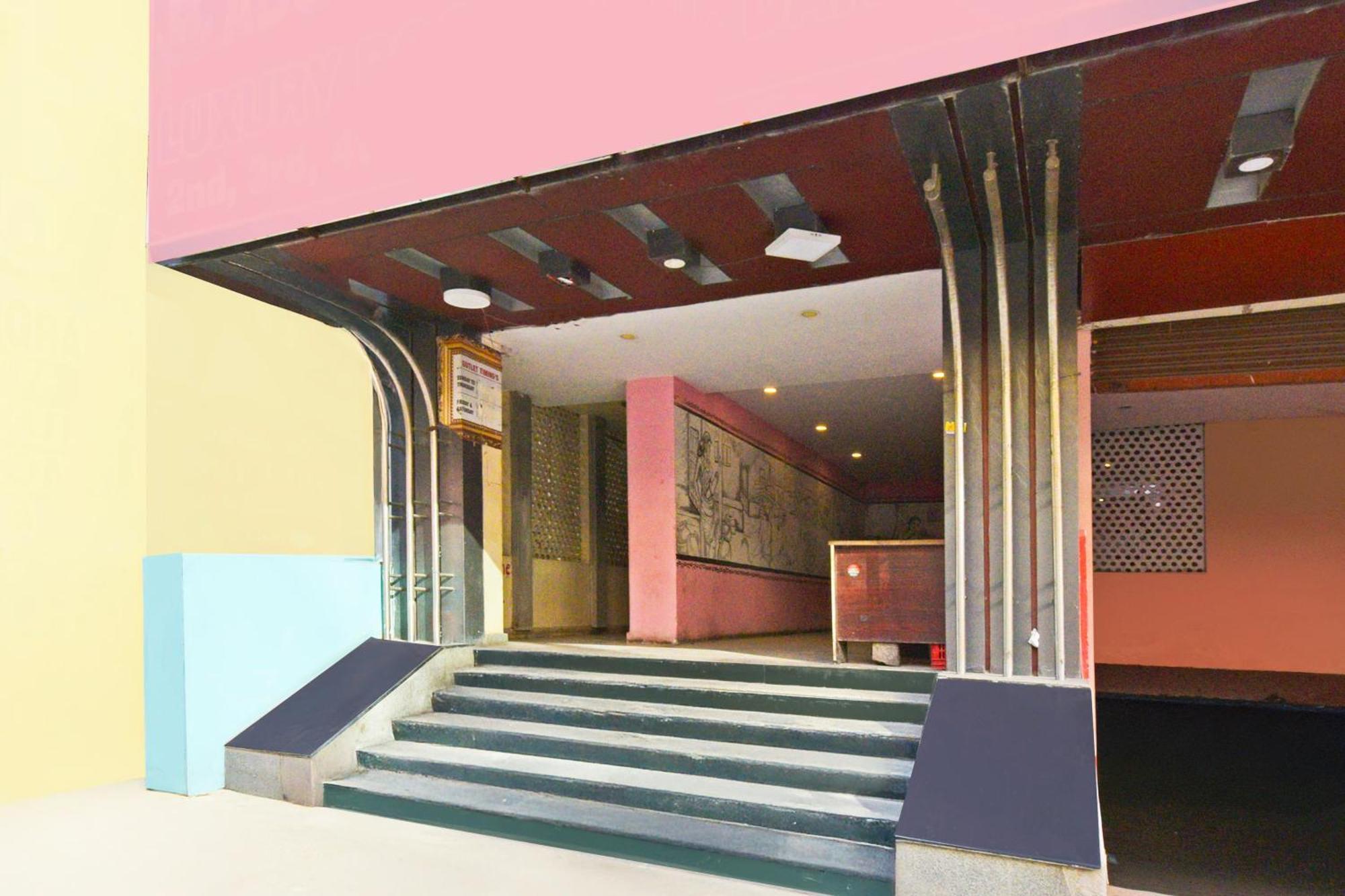 Super Townhouse Ameerpet Balkampet Road Hyderabad Exteriör bild