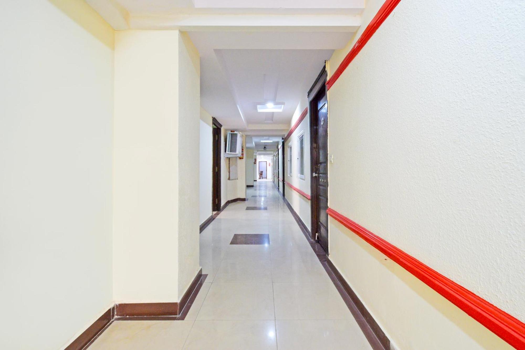 Super Townhouse Ameerpet Balkampet Road Hyderabad Exteriör bild