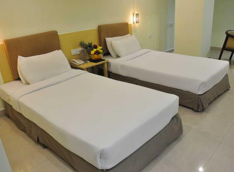 Super Townhouse Ameerpet Balkampet Road Hyderabad Exteriör bild